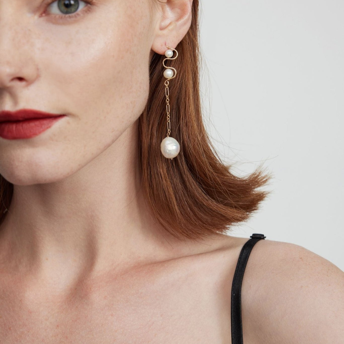 Thousand Faces Series M Hanging Pearl Earrings - CKBLK2021190