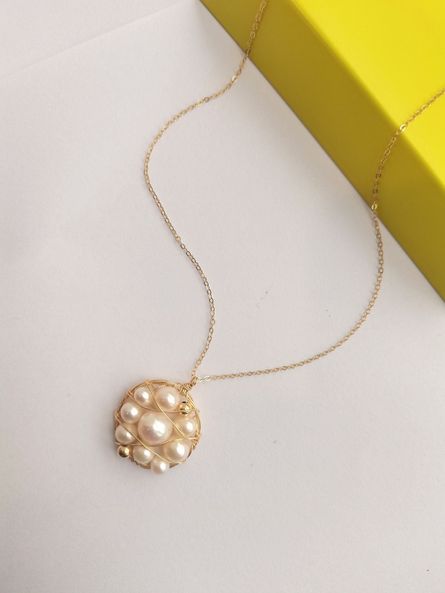 Classic Filigree Series Net Disk Multi - pearl Pendant Necklace - CKJD2019033