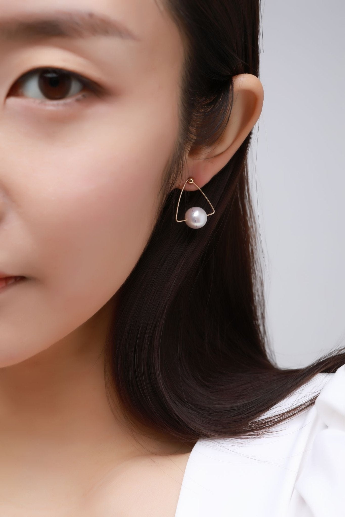 Geometric Series Triangle Pearl Stud Earrings - CKJH2021046