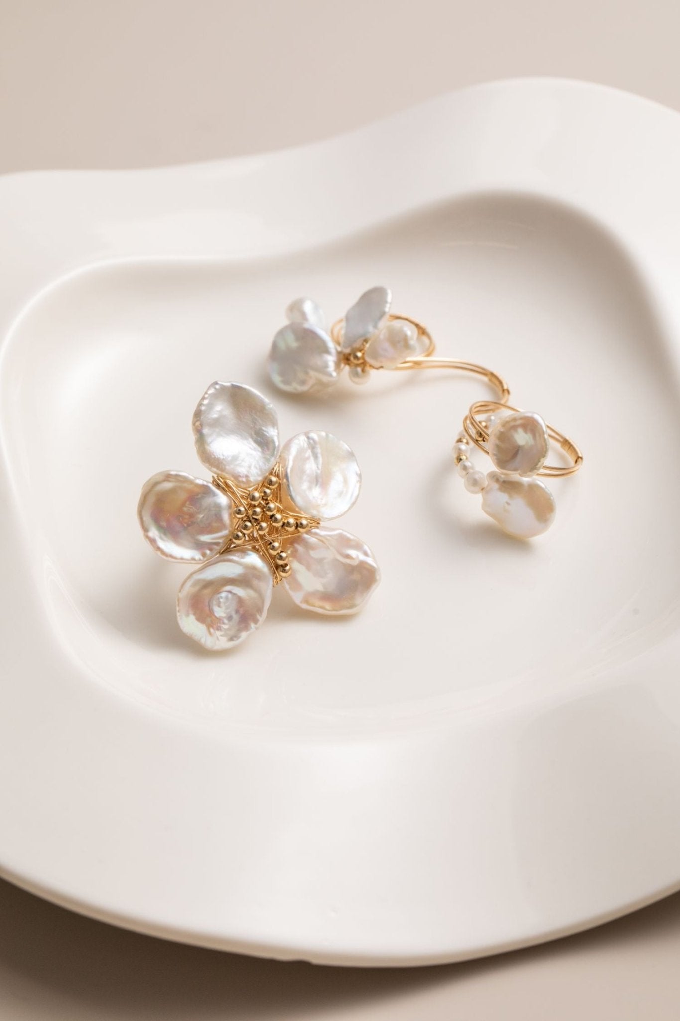 Falling Petals Series Flower Pearl Ring Sets - CKLY2023058