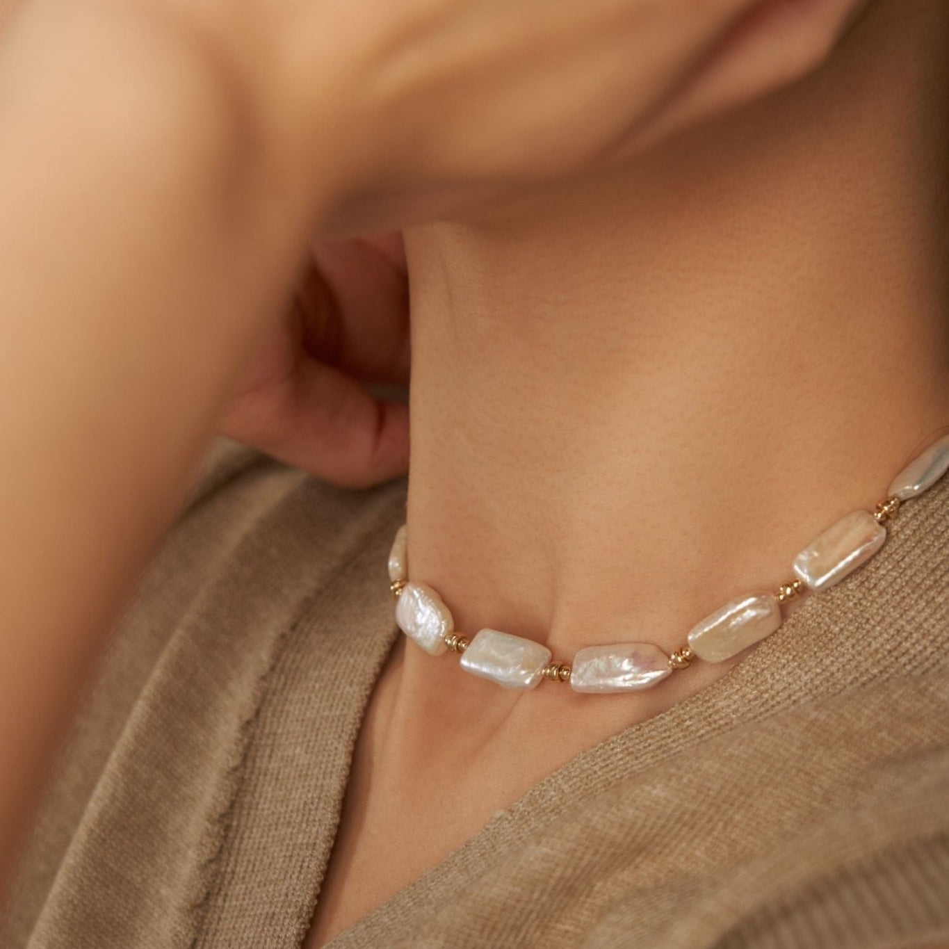 Thousand Faces Series Lute Pearl Choker Necklace - CKQM2023077