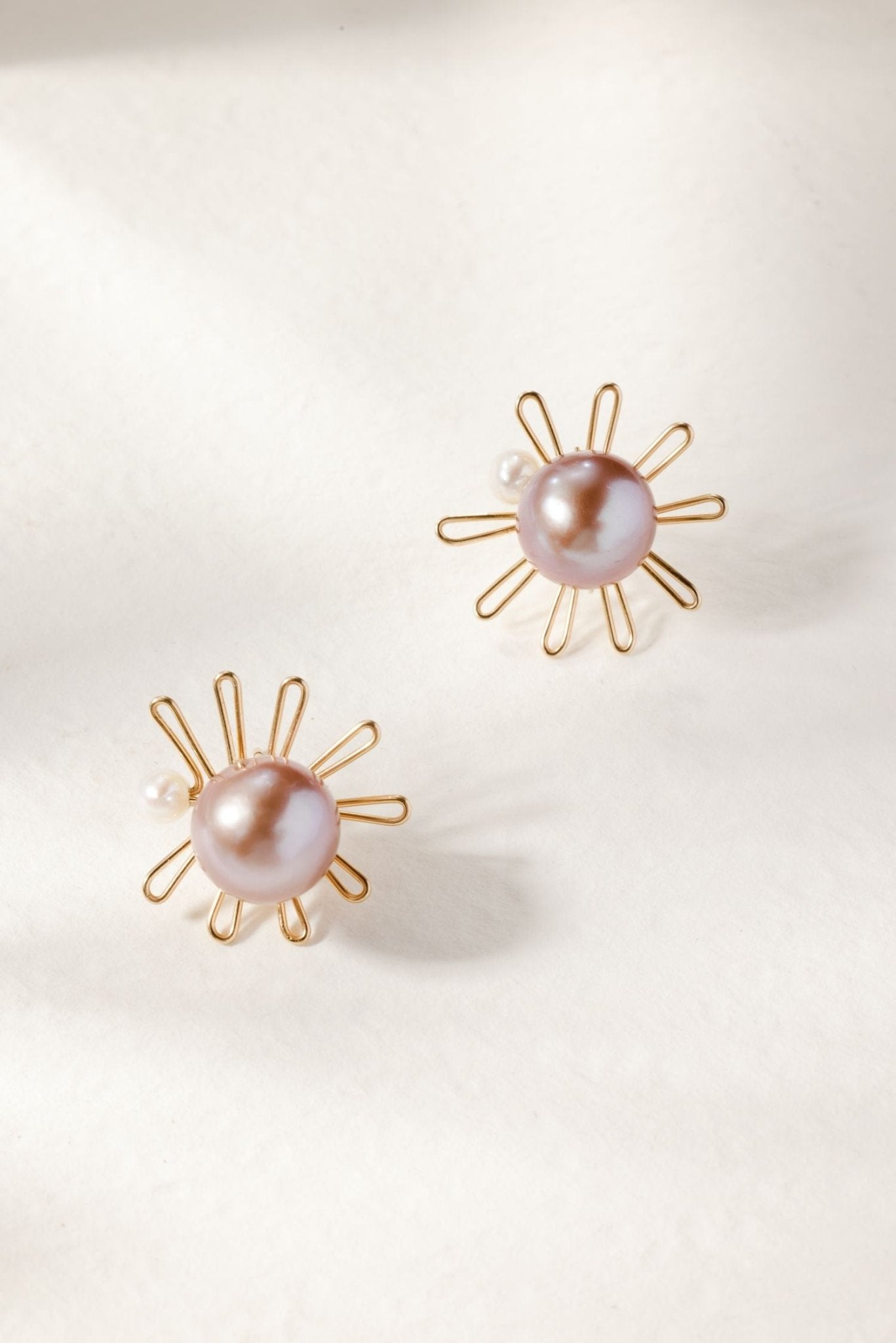 Purple Fairy Series Small Sun Pearl Stud Earrings - CKZJL2022235